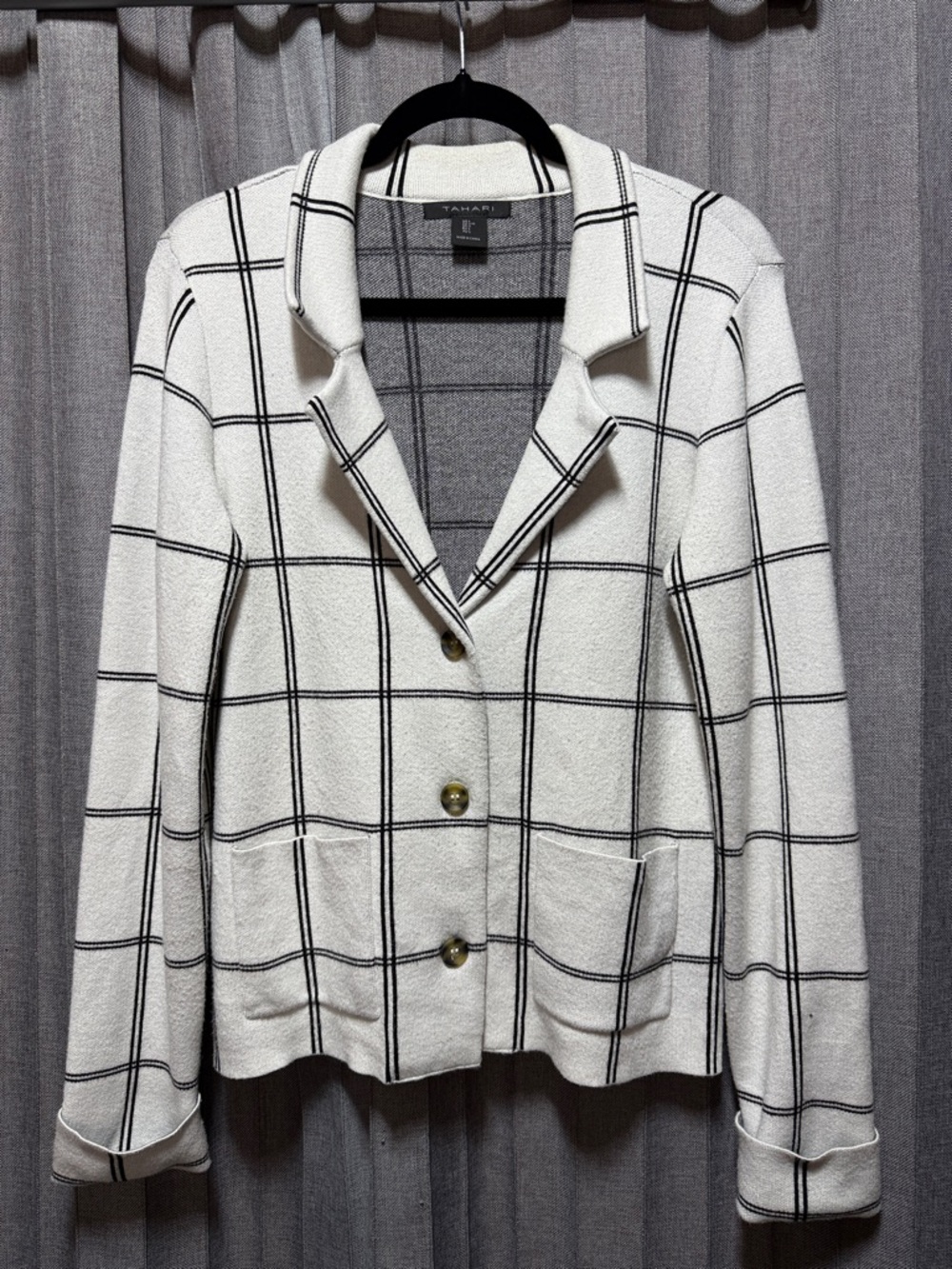 Tahari White Knit Blazer with Black Windowpane Check - Picture 2 of 5